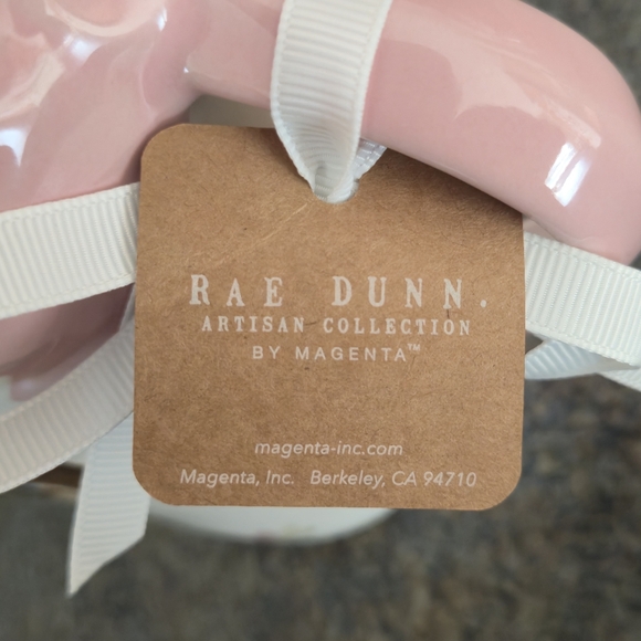 Rae Dunn Disney Lady and the Tramp Puppy Love Mug Pink Bow Handle NWT Exclusive - Picture 6 of 8